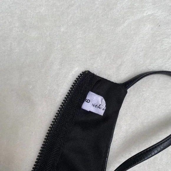 Leather halter top - Picture 3 of 3